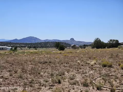 1340 E Sweet Valley Rd, Paulden, AZ 86334