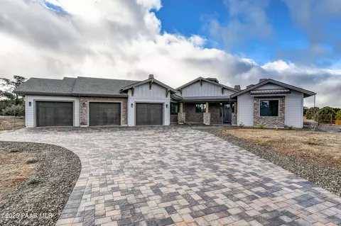 5455 W Vengeance Trl, Prescott, AZ 86305