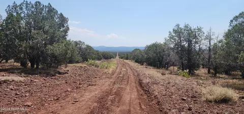 66 Camp Rd, Ash Fork, AZ 86320 photo 5