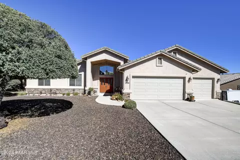 890 Pinon Oak Dr, Prescott, AZ 86305