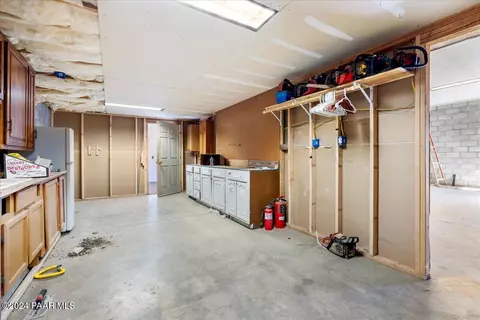 17400 E Round Mountain Rd, Dewey-humboldt, AZ 86327 photo 8
