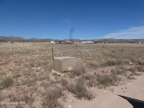 3220 W Sandstone Dr, Paulden, AZ 86334