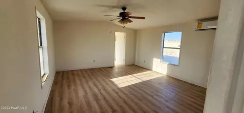 72 E Quail Rd, Paulden, AZ 86334 photo 3