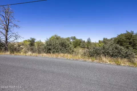 4703 N Granite Gardens Dr, Prescott, AZ 86301