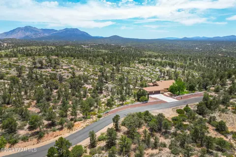 6725 W Sitting Bear Trl, Prescott, AZ 86305