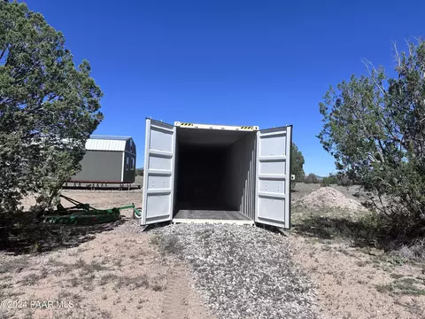 145 NW Reckless Ln, Ash Fork, AZ 86320 photo 3