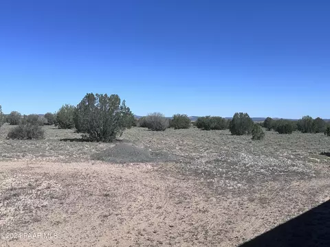 145 NW Reckless Ln, Ash Fork, AZ 86320 photo 10