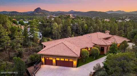 2367 W Oakwood Dr, Prescott, AZ 86305