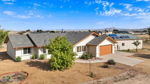 7060 E Prairie Ln, Prescott Valley, AZ 86315