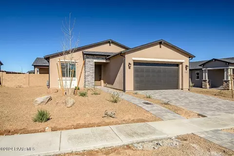 5242 Iron Vine Trl, Prescott, AZ 86301