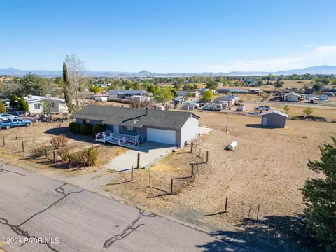 2215 N Apache Dr, Chino Valley, AZ 86323