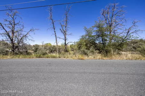 4711 N Granite Gardens Dr, Prescott, AZ 86301