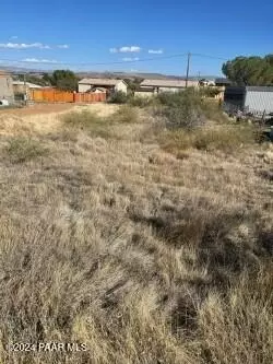 16057 S Black Mountain Rd, Mayer, AZ 86333