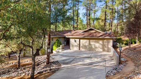 130 Laurel Ct, Prescott, AZ 86303