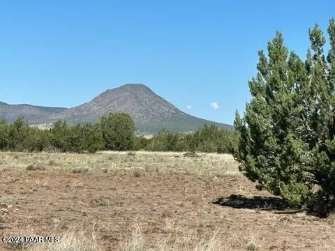 554 N Outback Rd, Ash Fork, AZ 86320 photo 5