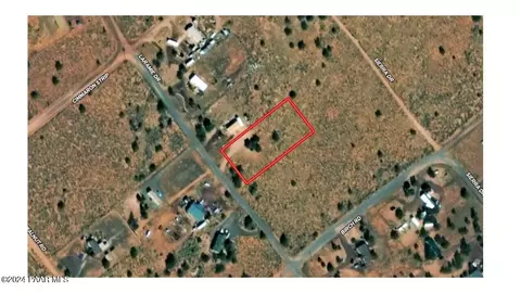 655 E Laramie Dr, Williams, AZ 86046 photo 6