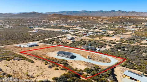 17690 E Purple Sage Trl, Dewey, AZ 86327