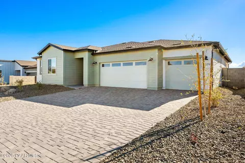 7579 E Louie Ln, Prescott Valley, AZ 86315