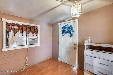 20570 E Larry Ln, Mayer, AZ 86333 photo 10