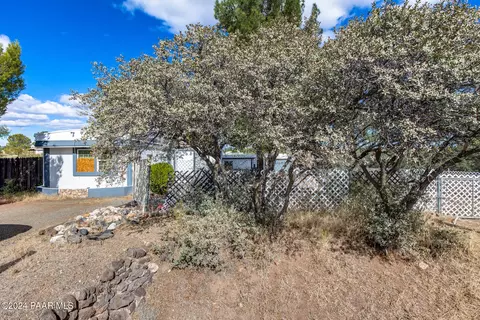 20570 E Larry Ln, Mayer, AZ 86333 photo 7