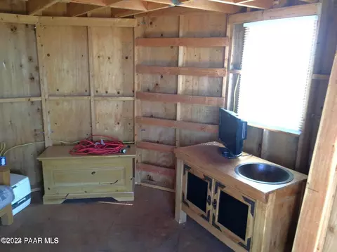211 Indigenous Way, Ash Fork, AZ 86320 photo 14