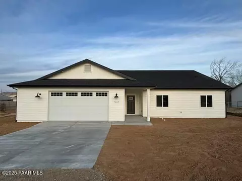 5659 N Roadrunner Dr, Prescott Valley, AZ 86314
