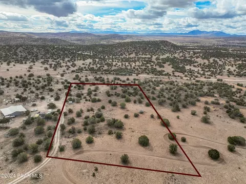 4 Acres Headwaters Rnch, Paulden, AZ 86334