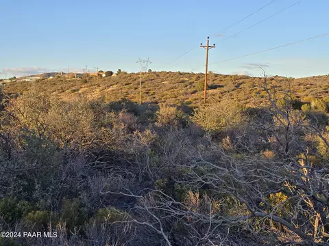 13483 E Ore Sample Ln, Mayer, AZ 86333 photo 3
