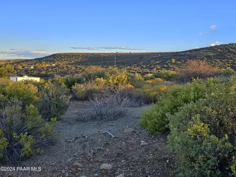 13483 E Ore Sample Ln, Mayer, AZ 86333 photo 4
