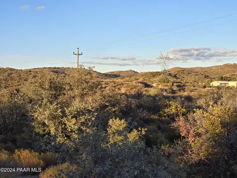 13483 E Ore Sample Ln, Mayer, AZ 86333 photo 9