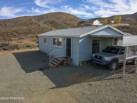 3245 S Rancho Pl, Dewey-humboldt, AZ 86329