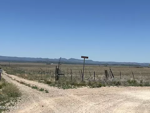 303-05 153 Parcel H, Paulden, AZ 86334