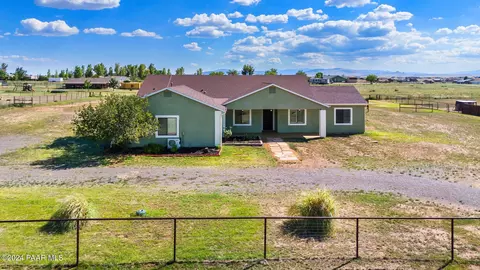 7325 E Woodchute Trl, Prescott Valley, AZ 86315
