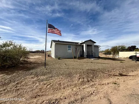 19857 E Conestoga Dr, Mayer, AZ 86333