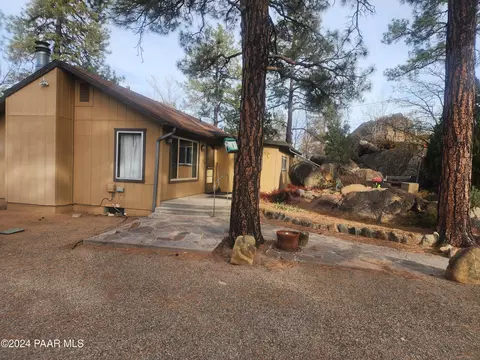 619 Dougherty St, Prescott, AZ 86305