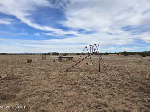 30 Sky Valley Rd # E, Ash Fork, AZ 86320 photo 10