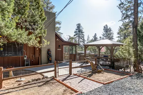 5792 W Pine Cv, Prescott, AZ 86305