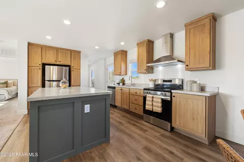 320 E Abra Rd, Paulden, AZ 86334 photo 11