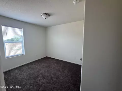 350 E Alder Ln, Paulden, AZ 86334 photo 9
