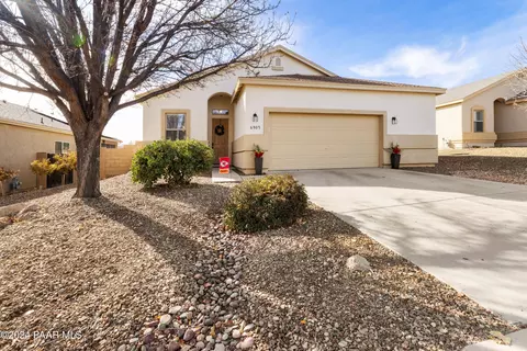6905 E Yellowglen Dr, Prescott Valley, AZ 86314