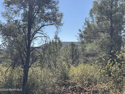 0 Middle Ridge Rd, Wilhoit, AZ 86332