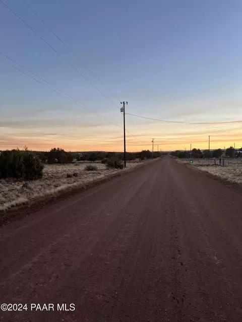 2649 N Ann Ln, Ash Fork, AZ 86320 photo 4