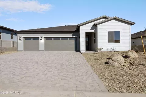 7528 E Louie Ln, Prescott Valley, AZ 86315