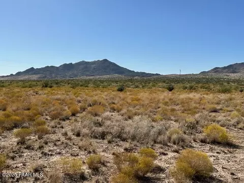 0 W Traveler Way, Congress, AZ 85332