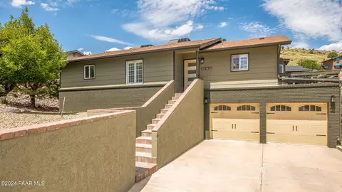 4964 N Cactus Pl #3, Prescott, AZ 86301