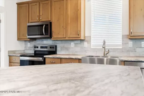 11230 E Putnam Dr, Mayer, AZ 86333 photo 11