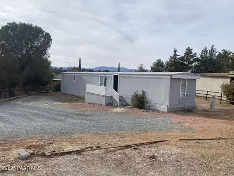 17429 E Bob White Rd, Mayer, AZ 86333