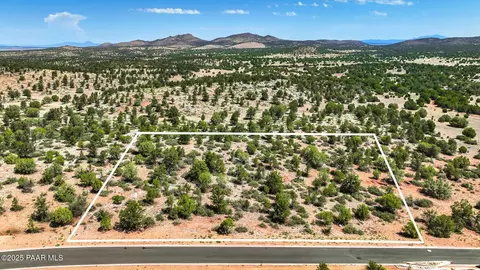 5516 W Meriah Ln, Prescott, AZ 86305