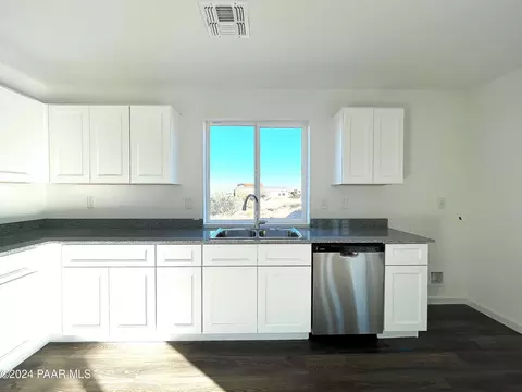 19941 E Ocotillo Dr, Mayer, AZ 86333 photo 10