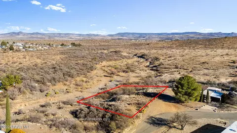17450 E Meadow Ln, Mayer, AZ 86333 photo 3